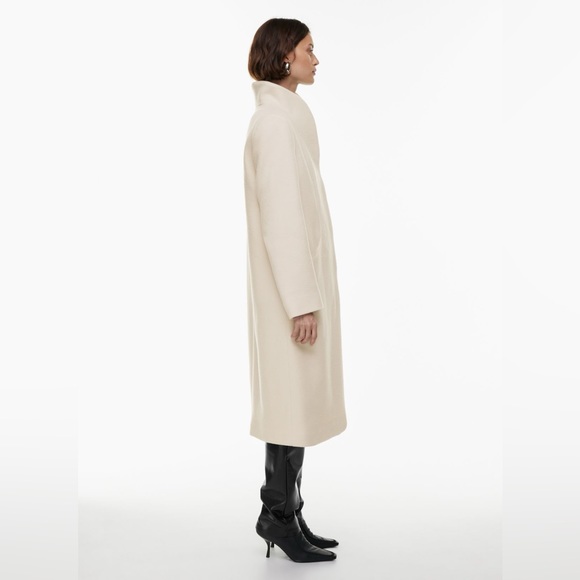 SOLD Aritzia Wilfred Cocoon Long Coat in Bone - Picture 4 of 9